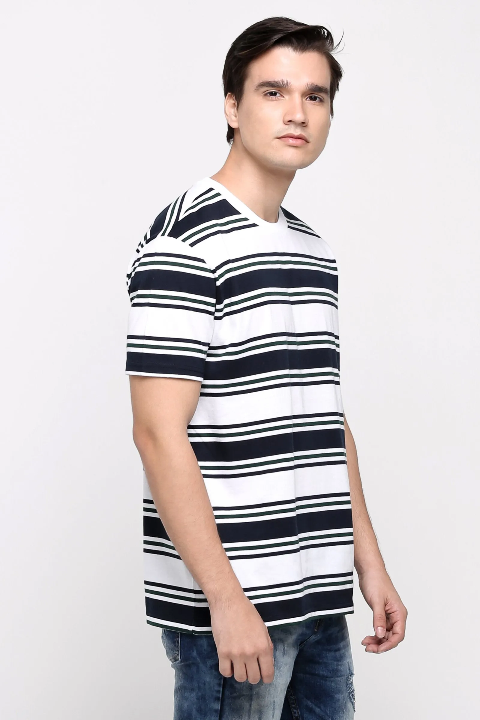 Relaxed Fit Tee With Color Blocking